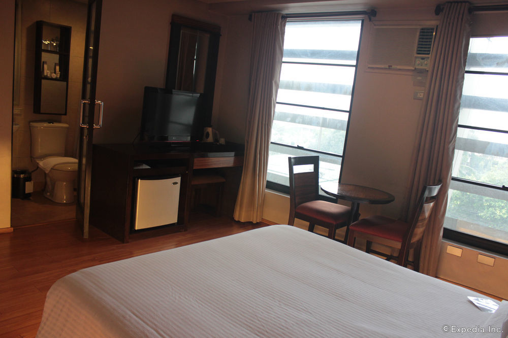 Soleste Suites Quezon City Εξωτερικό φωτογραφία