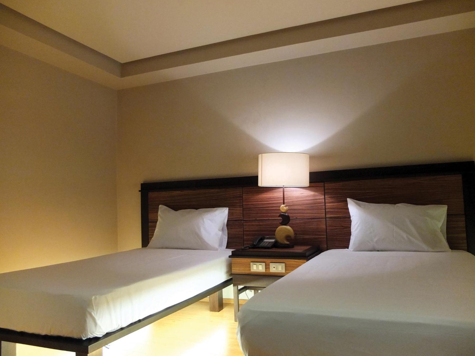 Soleste Suites Quezon City Εξωτερικό φωτογραφία