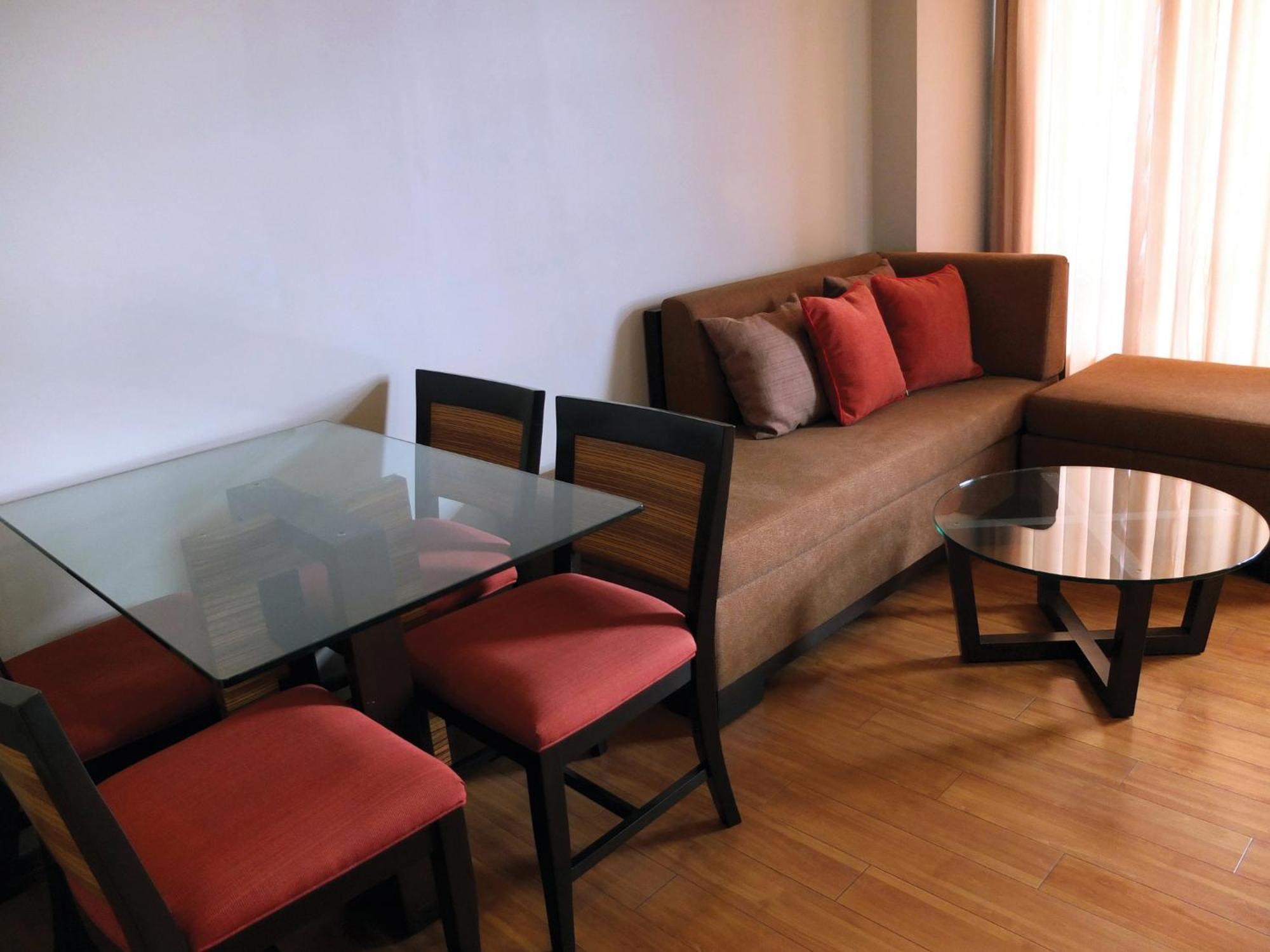 Soleste Suites Quezon City Εξωτερικό φωτογραφία