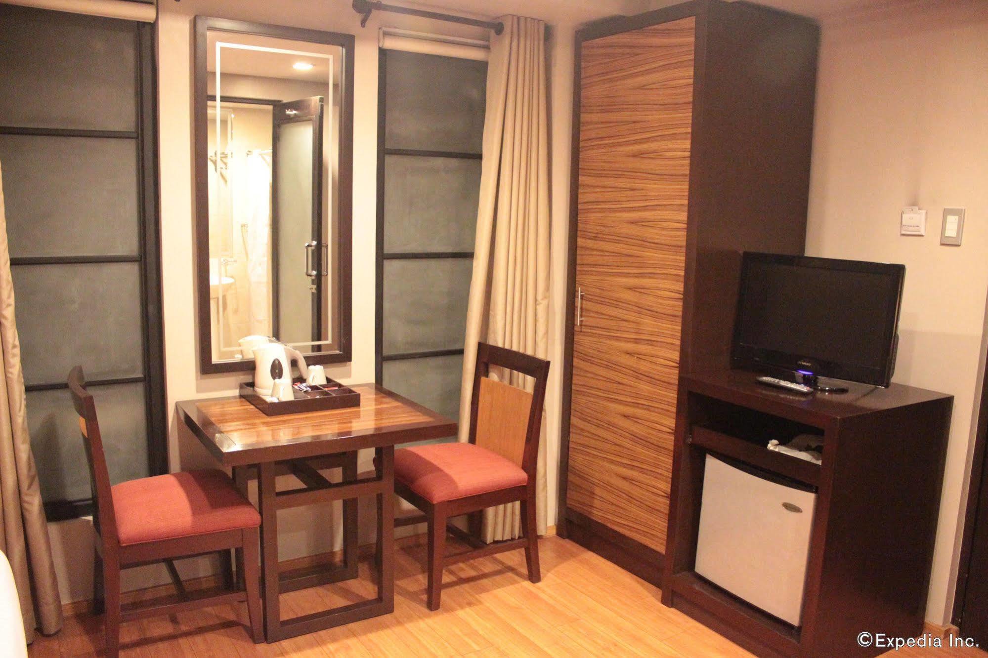 Soleste Suites Quezon City Εξωτερικό φωτογραφία