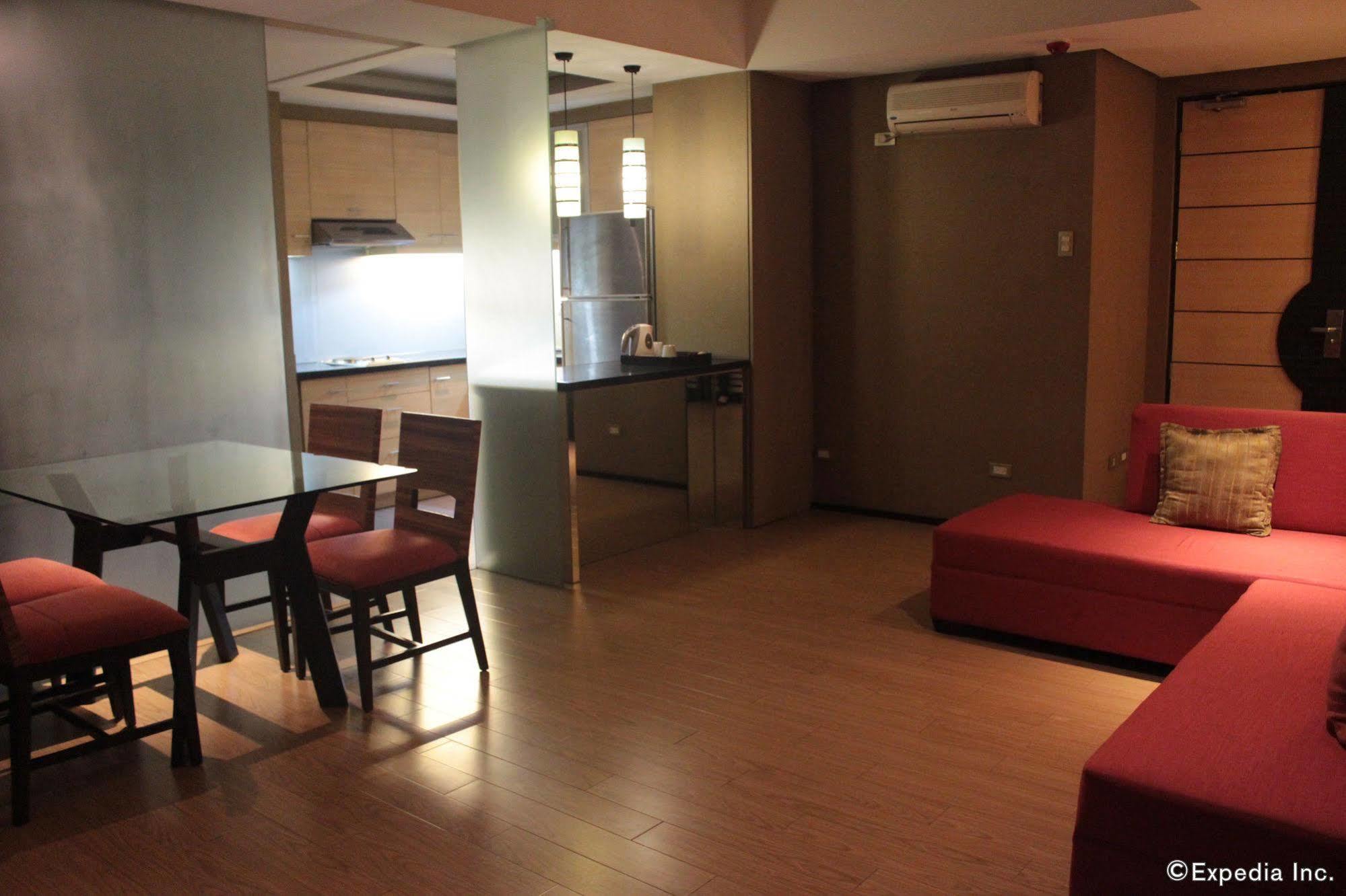 Soleste Suites Quezon City Εξωτερικό φωτογραφία
